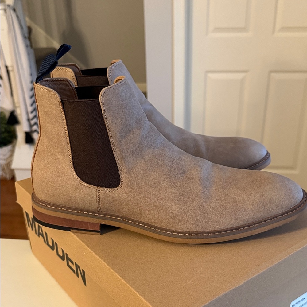 Madden Men's brown suede Boots